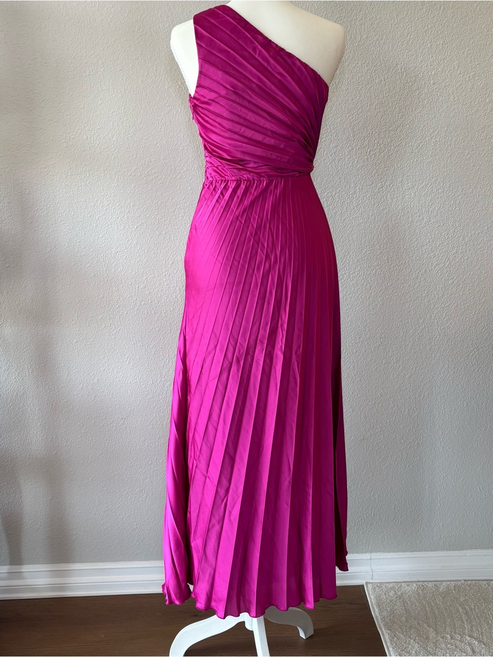 Abercrombie & Fitch Giselle Pleated One Shoulder Maxi Dress XS Fuchsia Formal - Picture 2 of 13
